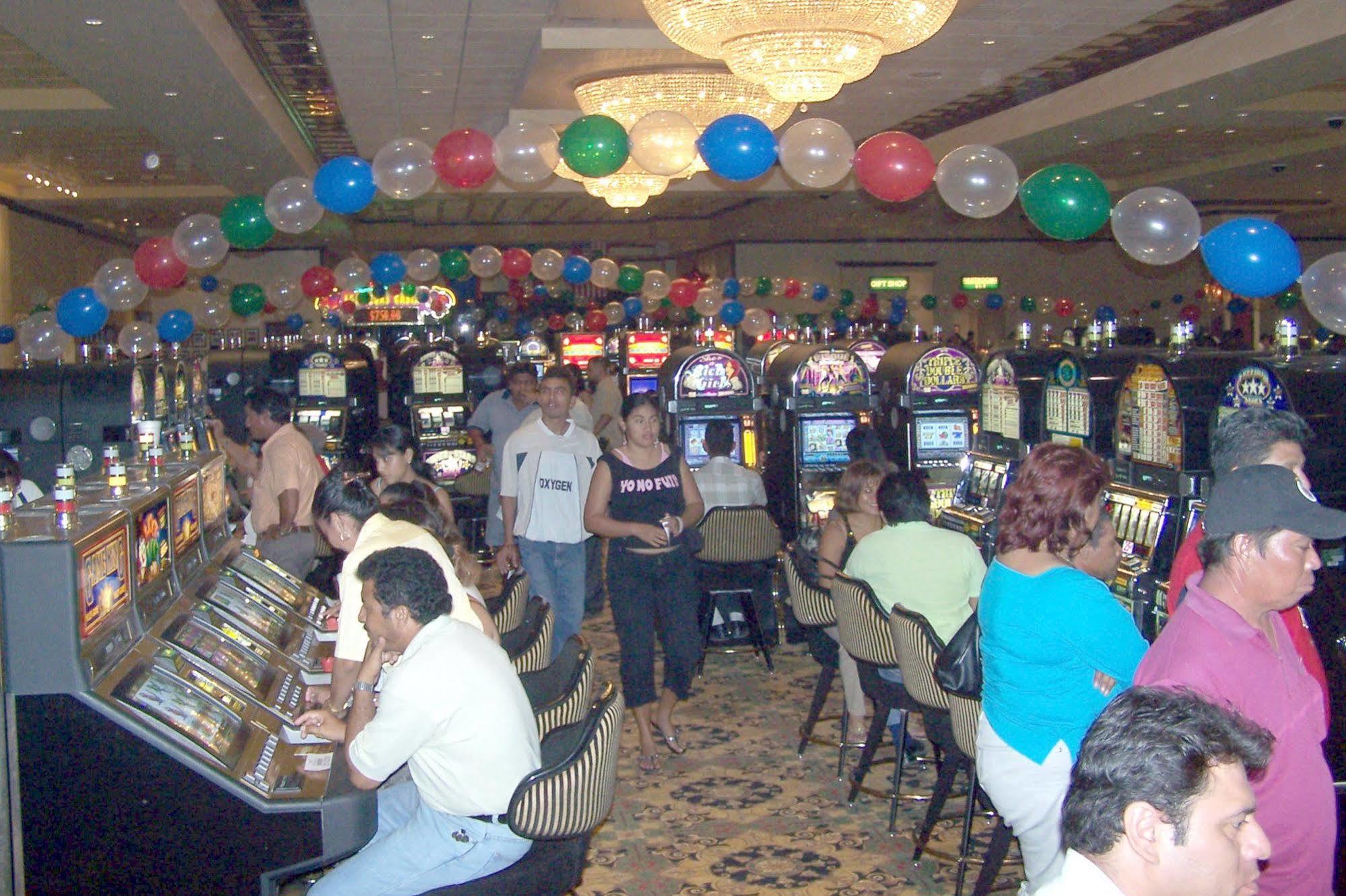 Las Vegas Hotel & Casino 库罗扎 外观 照片